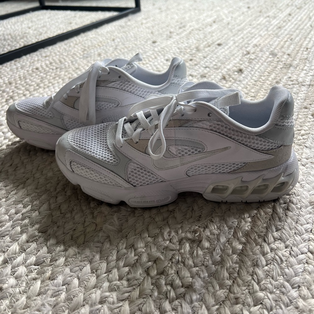 Nike Air Fire Photon Dust